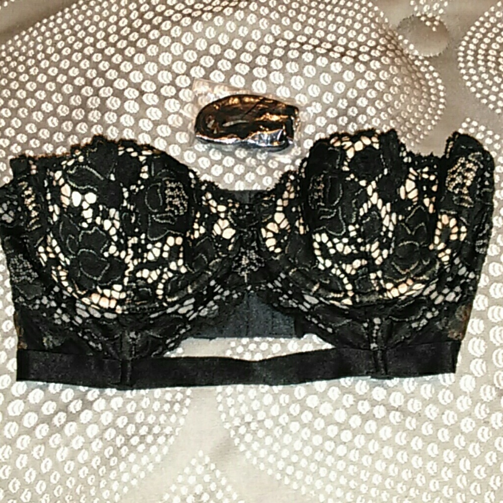 Victoria's Secret Very Sexy bra